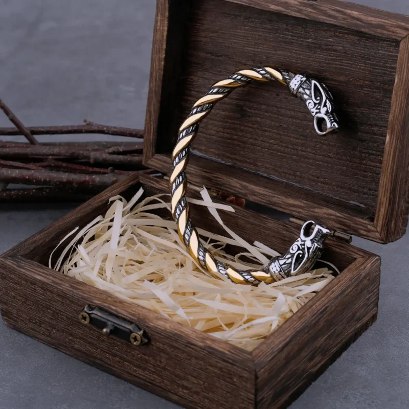 Viking Wolf-Head Bracelet – Norse Heritage Jewellery - Image 4